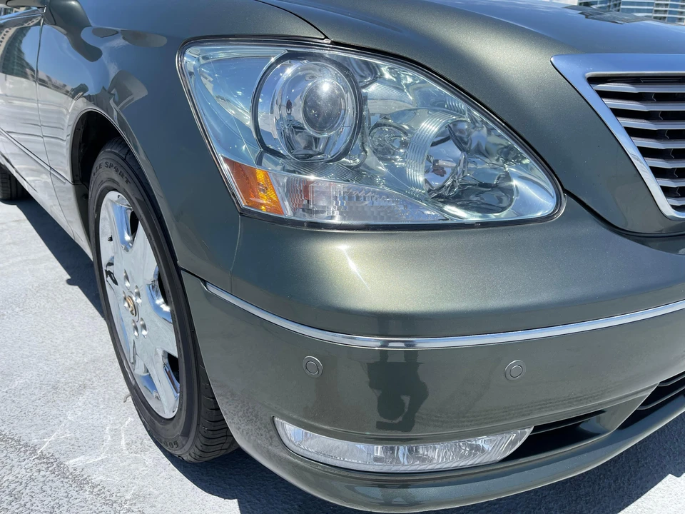 2004 Lexus LS 3rd Gen - Image 18 of 31