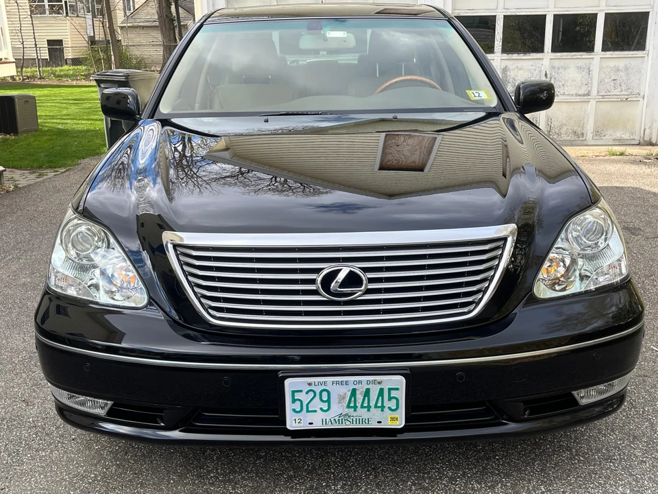 2004 Lexus LS 3rd Gen - Image 6 of 31