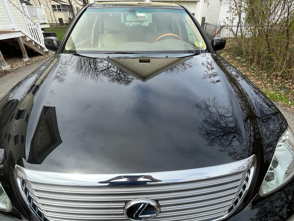 2004 Lexus LS 3rd Gen - Image 19 of 31