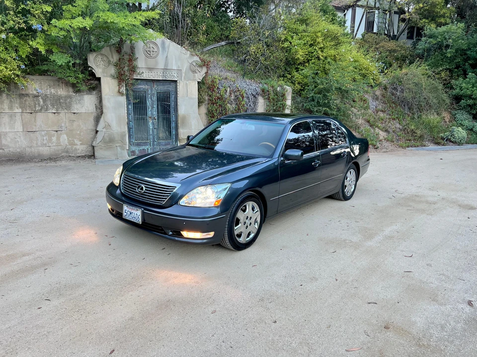 2004 Lexus LS 3rd Gen - Image 6 of 31