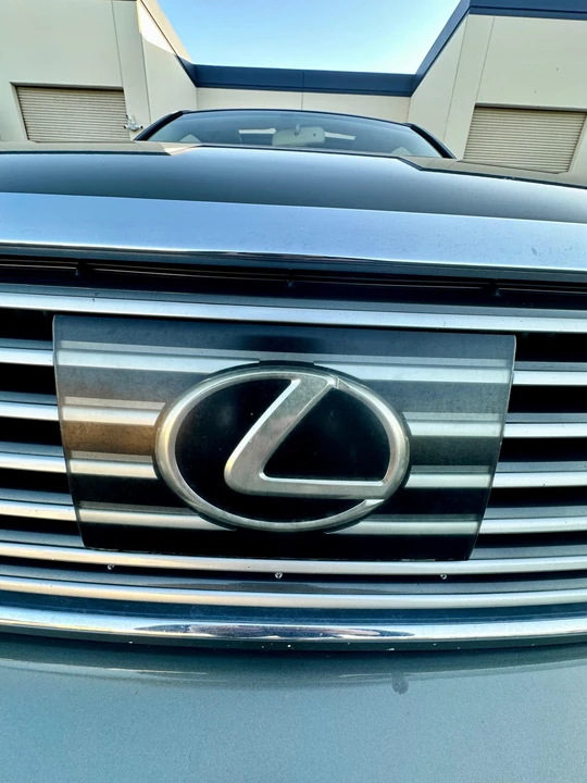 2004 Lexus LS 3rd Gen - Image 30 of 31
