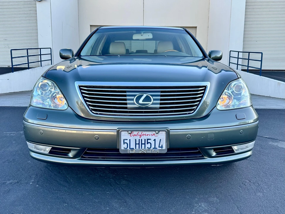 2004 Lexus LS 3rd Gen - Image 7 of 31