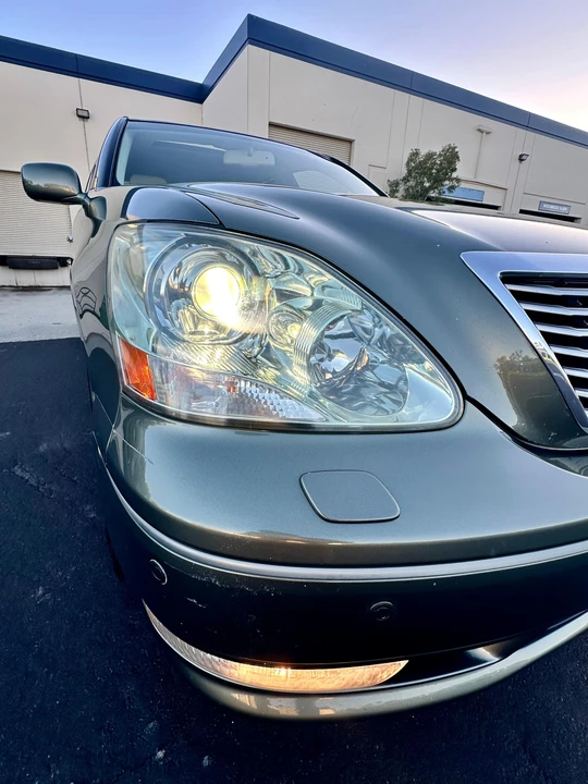 2004 Lexus LS 3rd Gen - Image 29 of 31