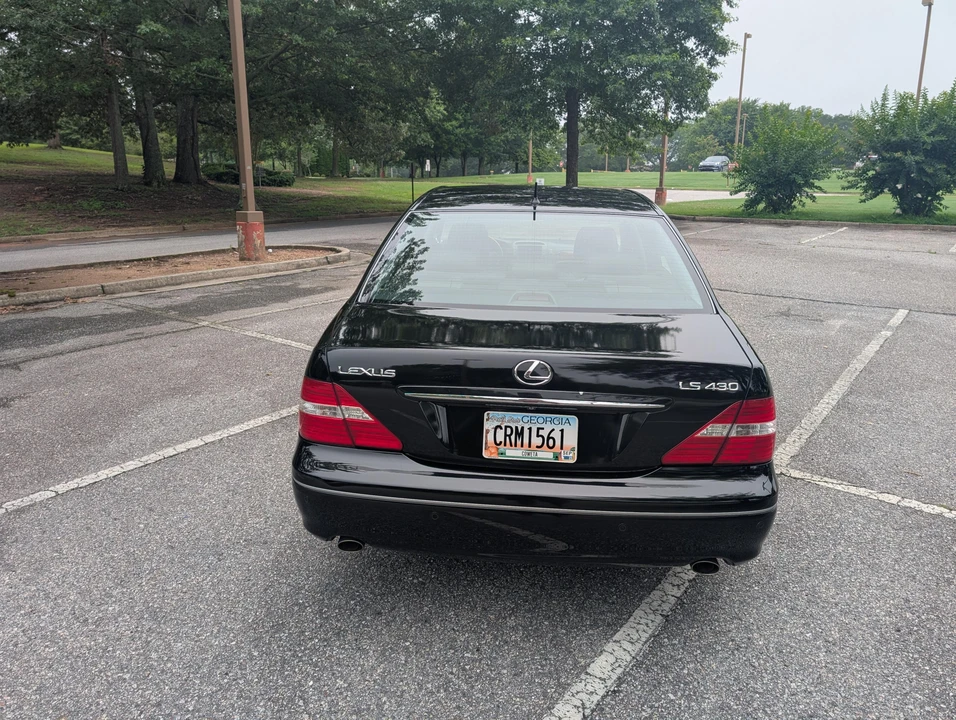 2004 Lexus LS 3rd Gen - Image 8 of 31