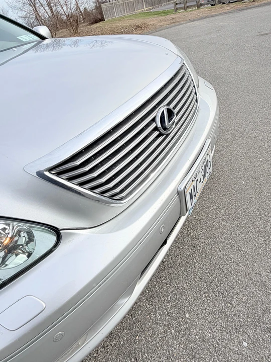 2004 Lexus LS 3rd Gen - Image 17 of 31