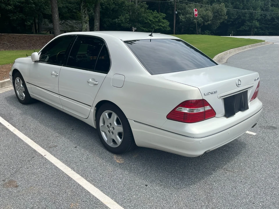 2004 Lexus LS 3rd Gen - Image 2 of 14
