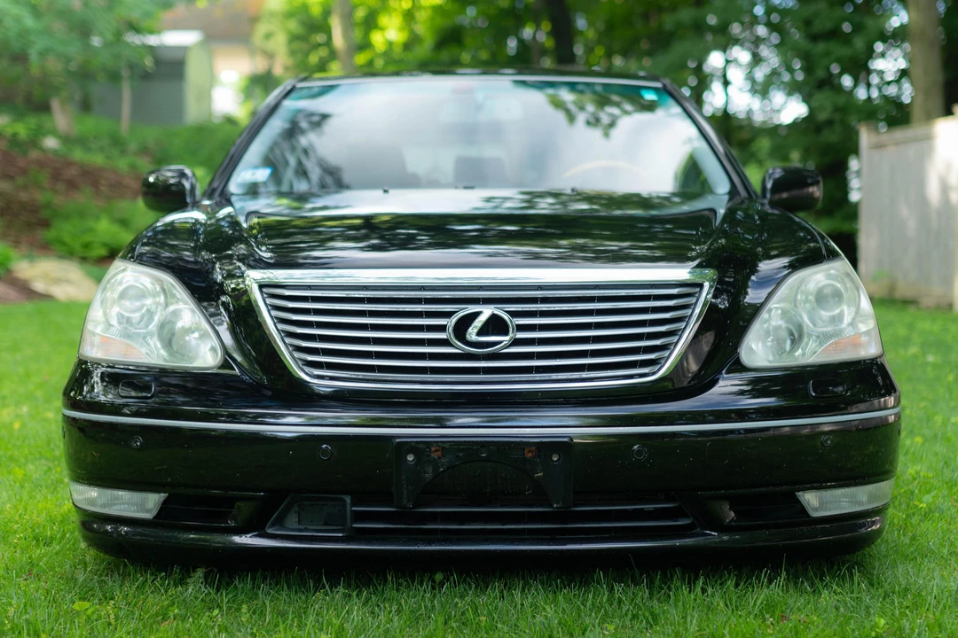 2004 Lexus LS 3rd Gen - Image 6 of 31