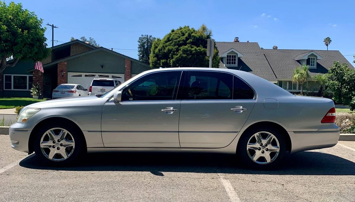 2004 Lexus LS 3rd Gen - Image 7 of 24