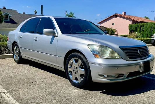 2004 Lexus LS 430