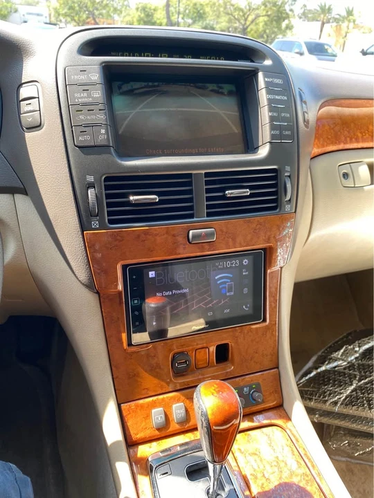 2004 Lexus LS 3rd Gen - Image 19 of 19
