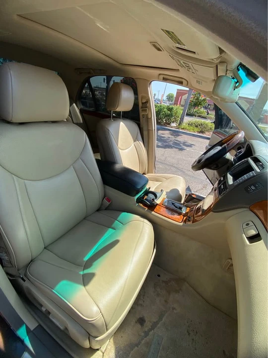 2004 Lexus LS 3rd Gen - Image 12 of 19