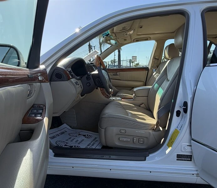 2004 Lexus LS 3rd Gen - Image 6 of 20