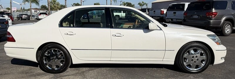 2004 Lexus LS 3rd Gen - Image 13 of 20