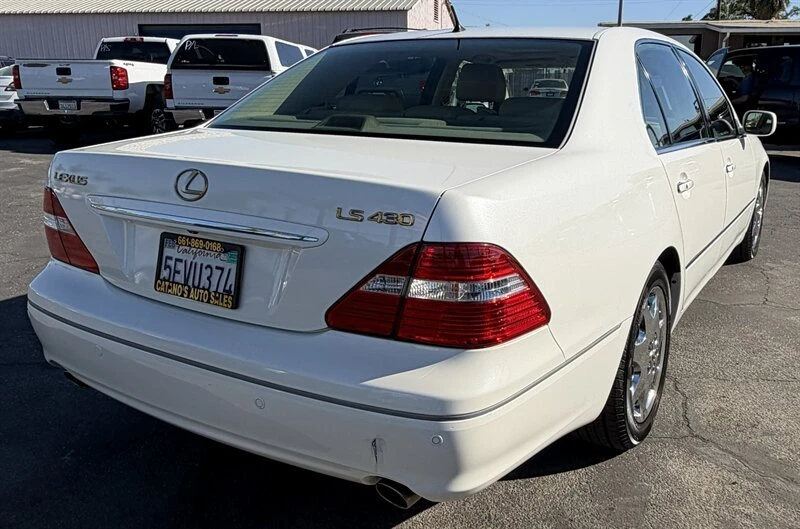 2004 Lexus LS 3rd Gen - Image 12 of 20