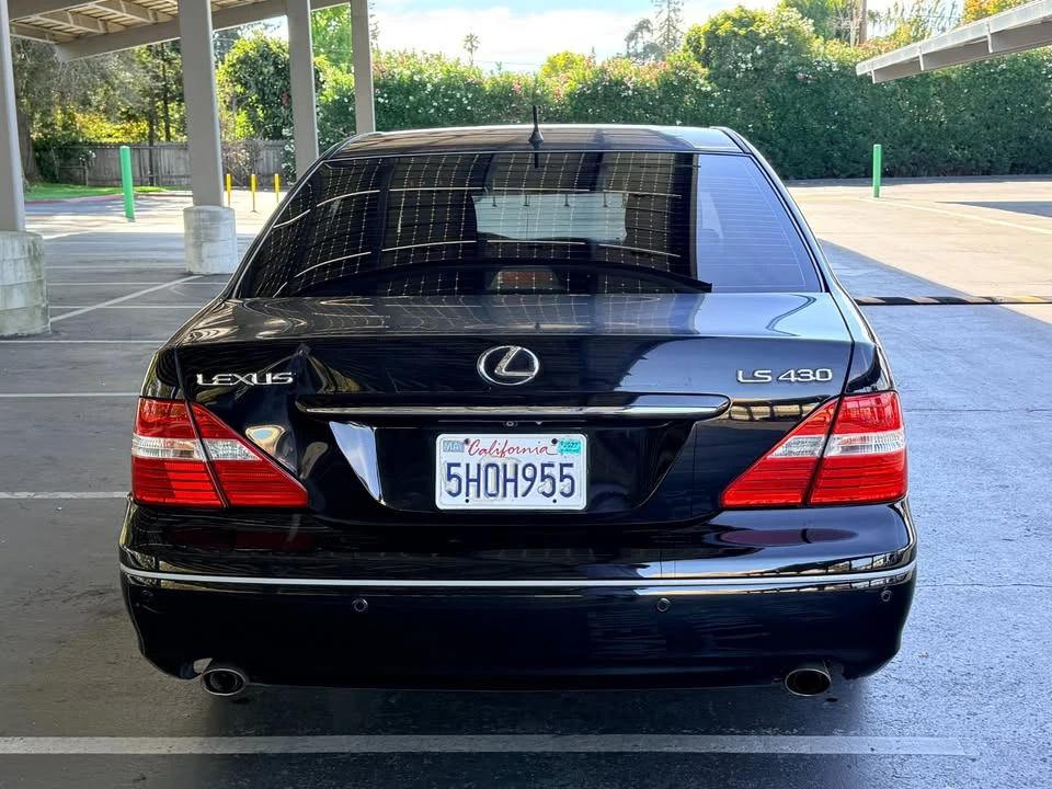 2004 Lexus LS 3rd Gen - Image 5 of 9