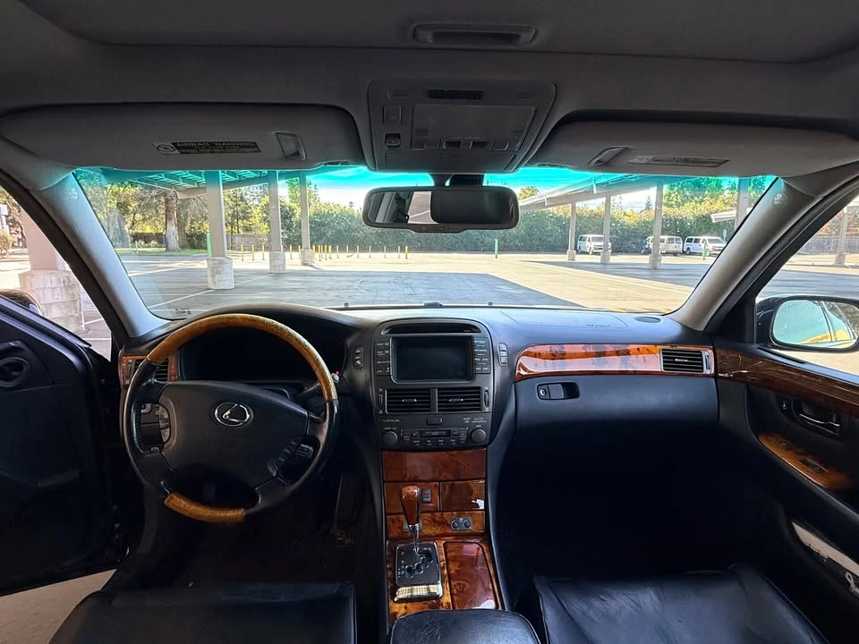 2004 Lexus LS 3rd Gen - Image 7 of 9
