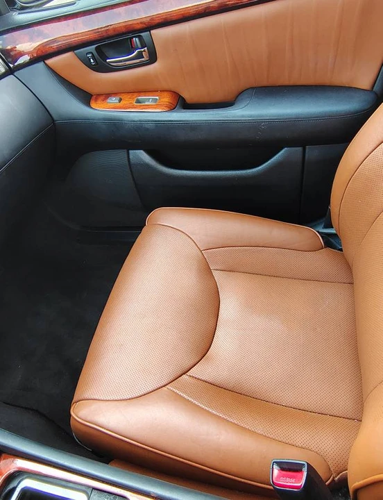 2004 Lexus LS 3rd Gen - Image 7 of 11