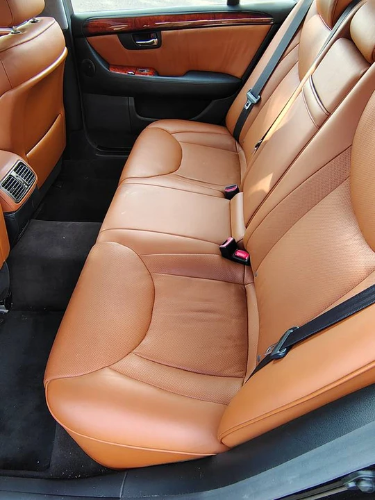 2004 Lexus LS 3rd Gen - Image 4 of 11