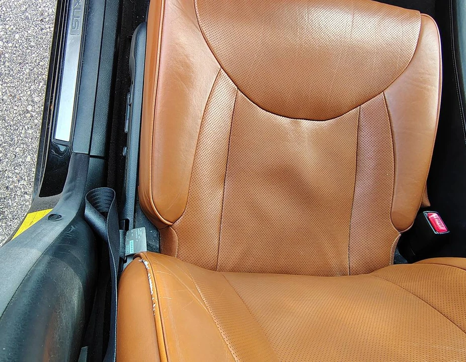 2004 Lexus LS 3rd Gen - Image 11 of 11