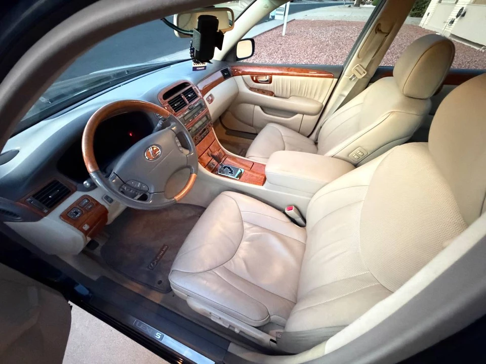 2004 Lexus LS 3rd Gen - Image 8 of 18