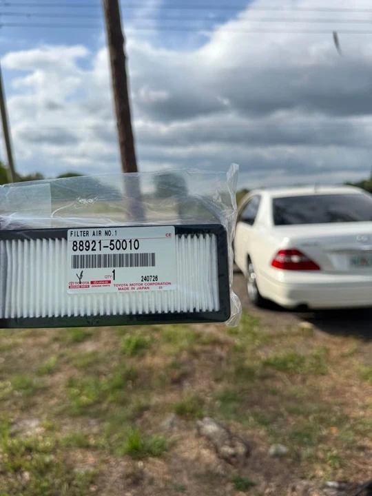 2004 Lexus LS 3rd Gen - Image 15 of 19