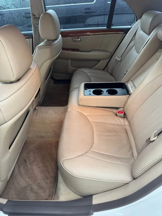2004 Lexus LS 3rd Gen - Image 4 of 19