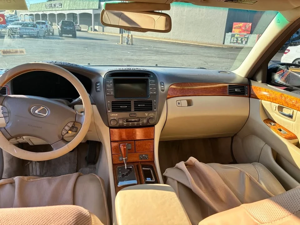 2004 Lexus LS 3rd Gen - Image 2 of 5