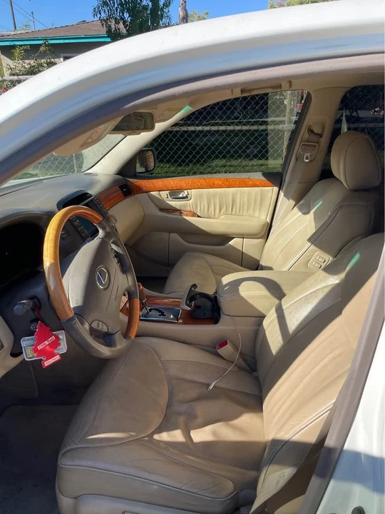 2004 Lexus LS 3rd Gen - Image 8 of 9