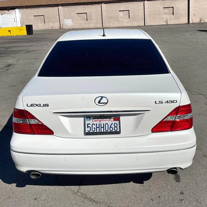 2004 Lexus LS 3rd Gen - Image 2 of 9