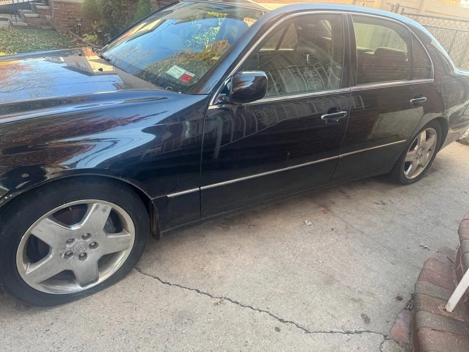 2004 Lexus LS 3rd Gen - Image 3 of 9