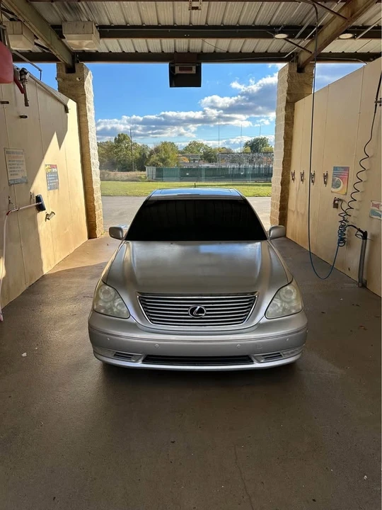 2004 Lexus LS 3rd Gen - Image 8 of 14