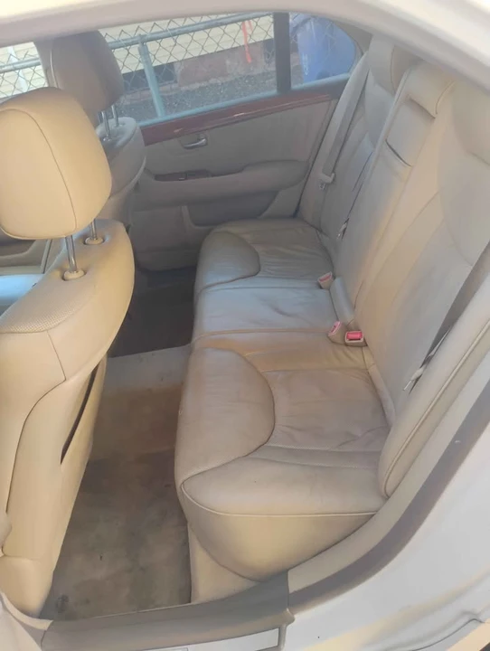 2004 Lexus LS 3rd Gen - Image 6 of 9
