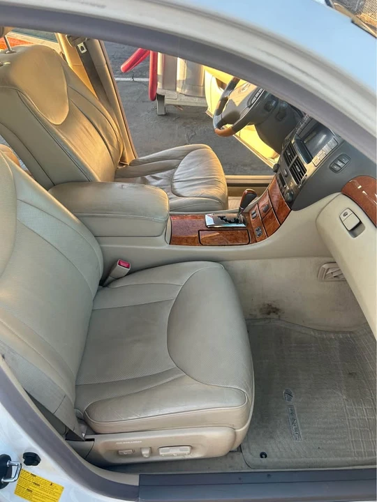 2004 Lexus LS 3rd Gen - Image 10 of 10