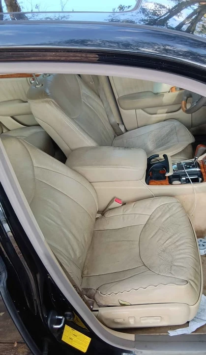 2004 Lexus LS 3rd Gen - Image 5 of 8