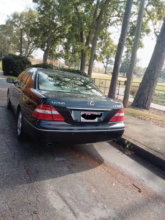 2004 Lexus LS 3rd Gen - Image 4 of 8