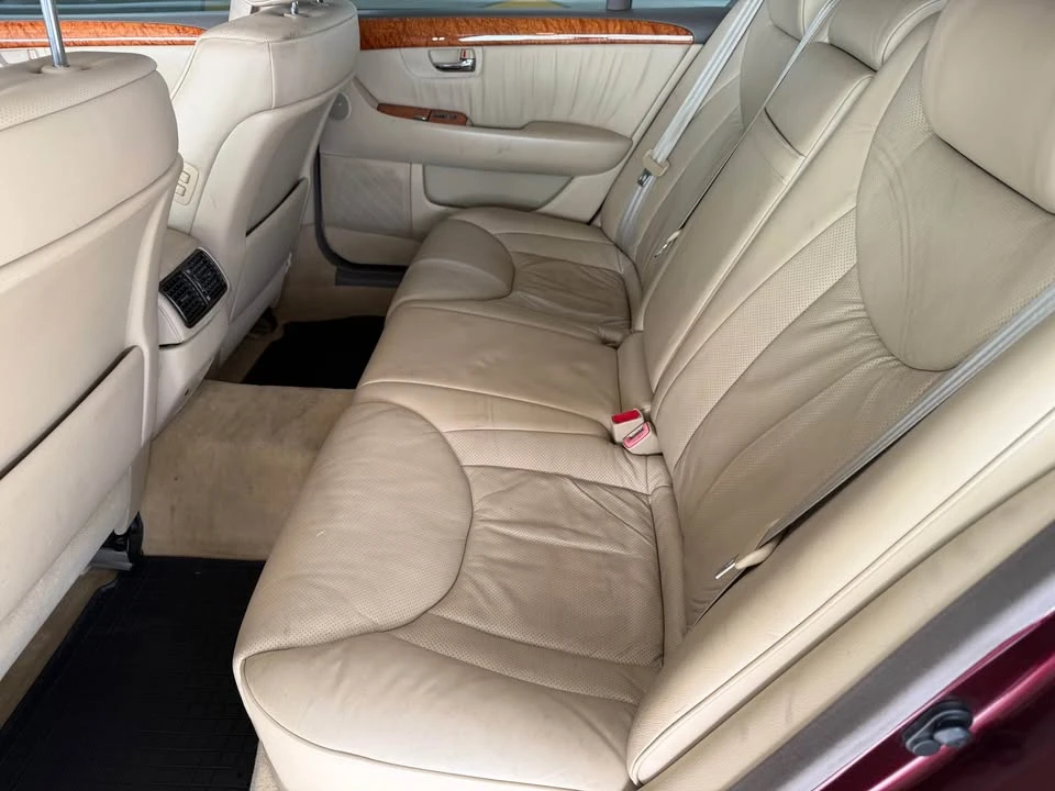 2004 Lexus LS 3rd Gen - Image 16 of 16