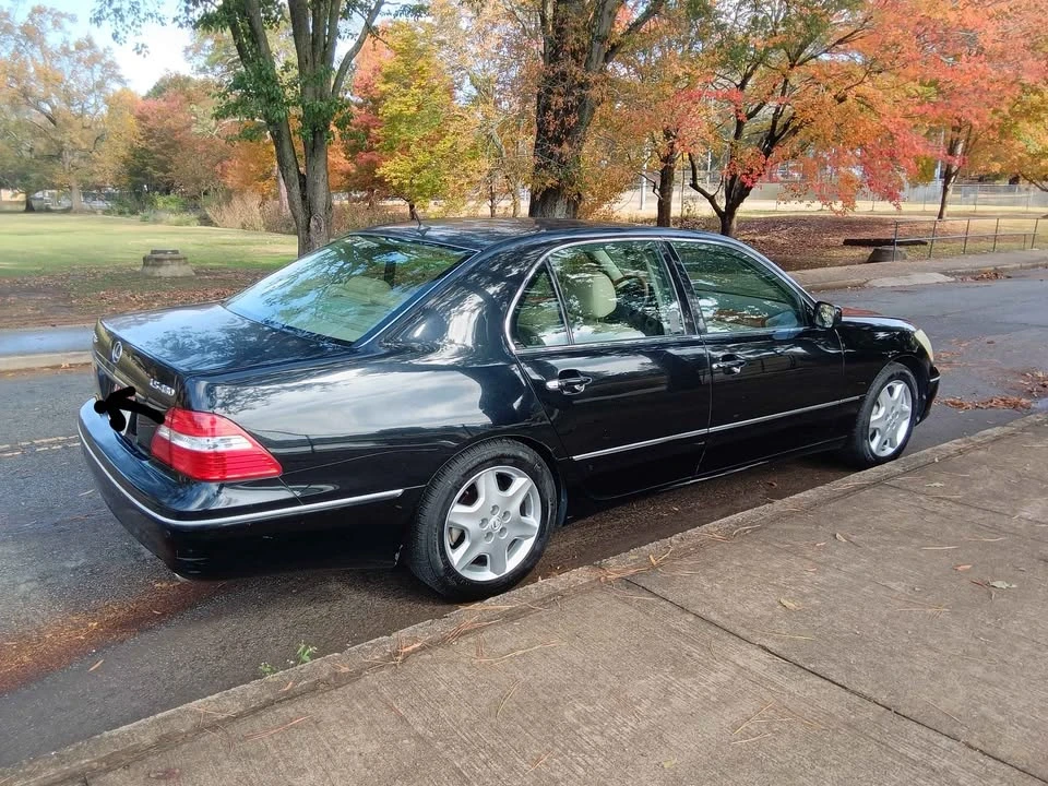 2004 Lexus LS 3rd Gen - Image 3 of 8