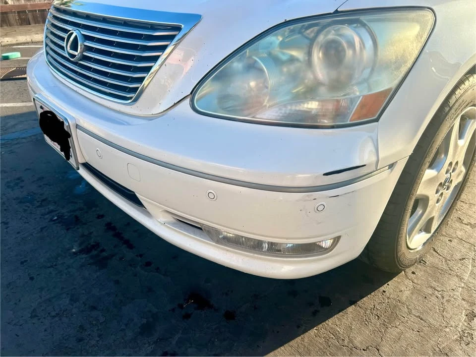 2004 Lexus LS 3rd Gen - Image 5 of 10