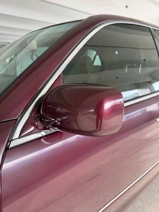 2004 Lexus LS 3rd Gen - Image 9 of 16