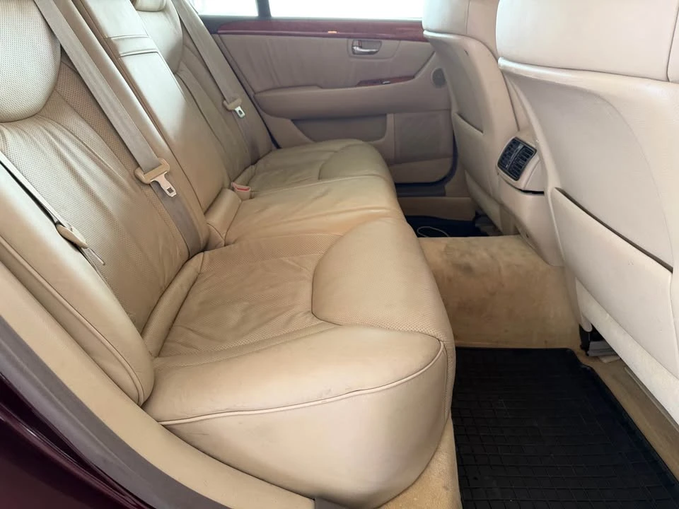 2004 Lexus LS 3rd Gen - Image 14 of 16