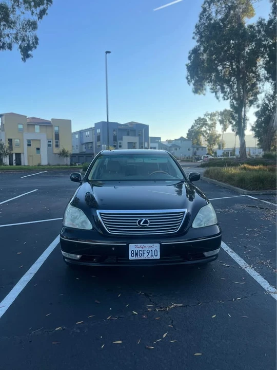 2004 Lexus LS 3rd Gen - Image 3 of 8