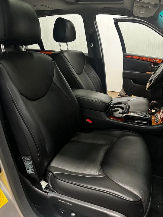 2004 Lexus LS 3rd Gen - Image 13 of 19
