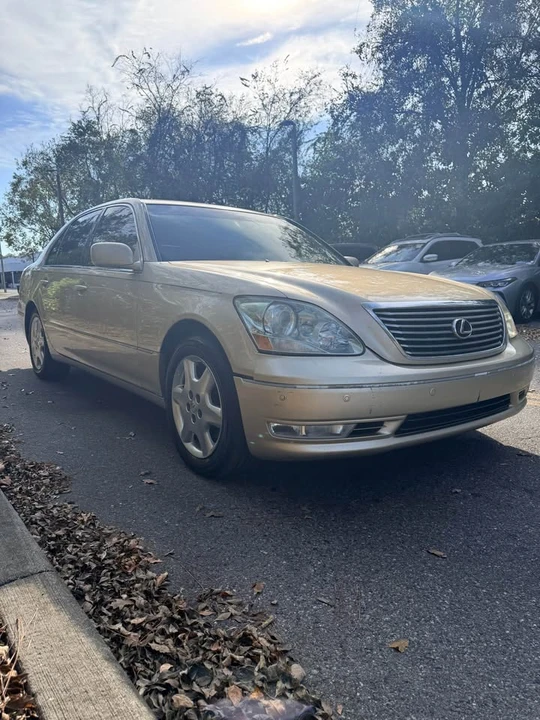 2004 Lexus LS 3rd Gen - Image 5 of 8