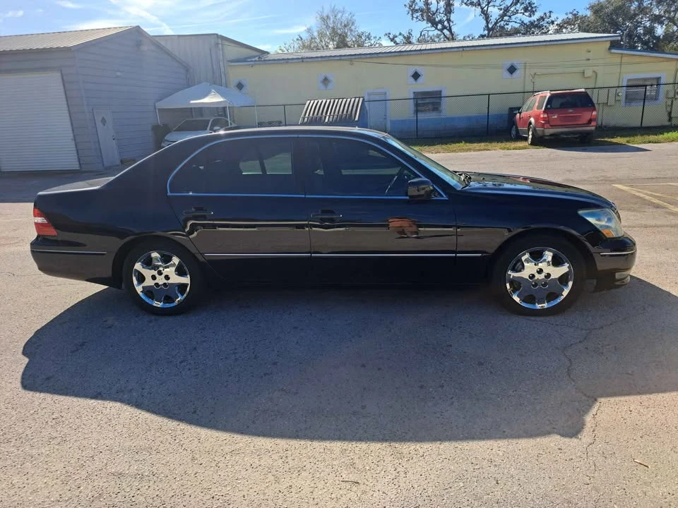 2004 Lexus LS 3rd Gen - Image 2 of 13