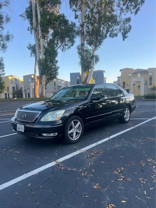 2004 Lexus LS 3rd Gen - Image 7 of 8