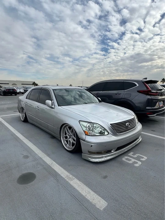 2004 Lexus LS 3rd Gen - Image 2 of 4