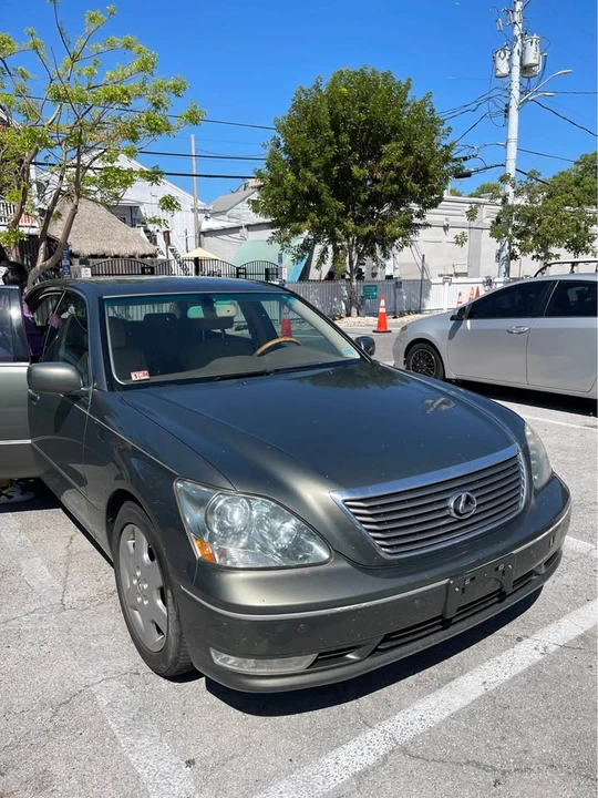 2004 Lexus LS 3rd Gen - Image 4 of 5