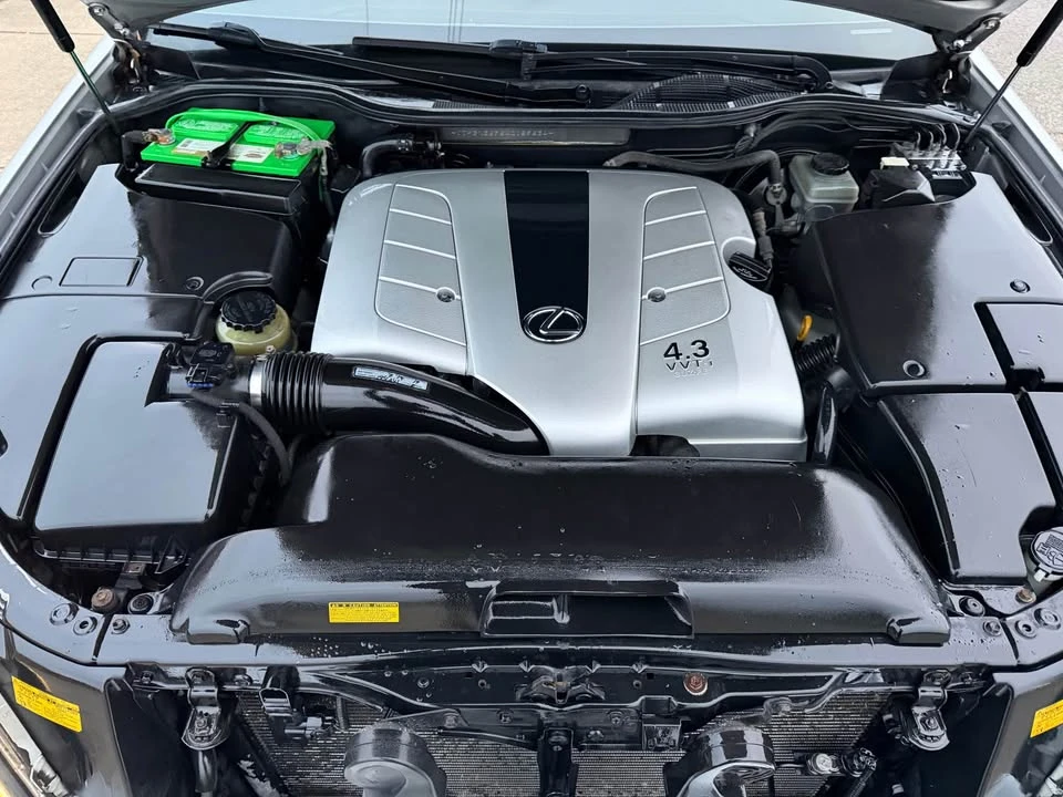 2004 Lexus LS 3rd Gen - Image 18 of 20
