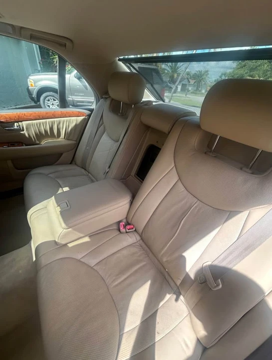 2004 Lexus LS 3rd Gen - Image 5 of 7