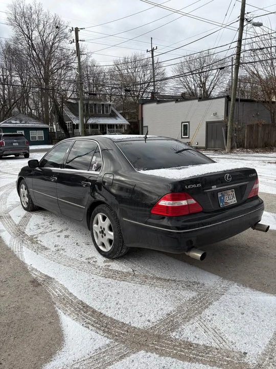 2004 Lexus LS 3rd Gen - Image 4 of 13